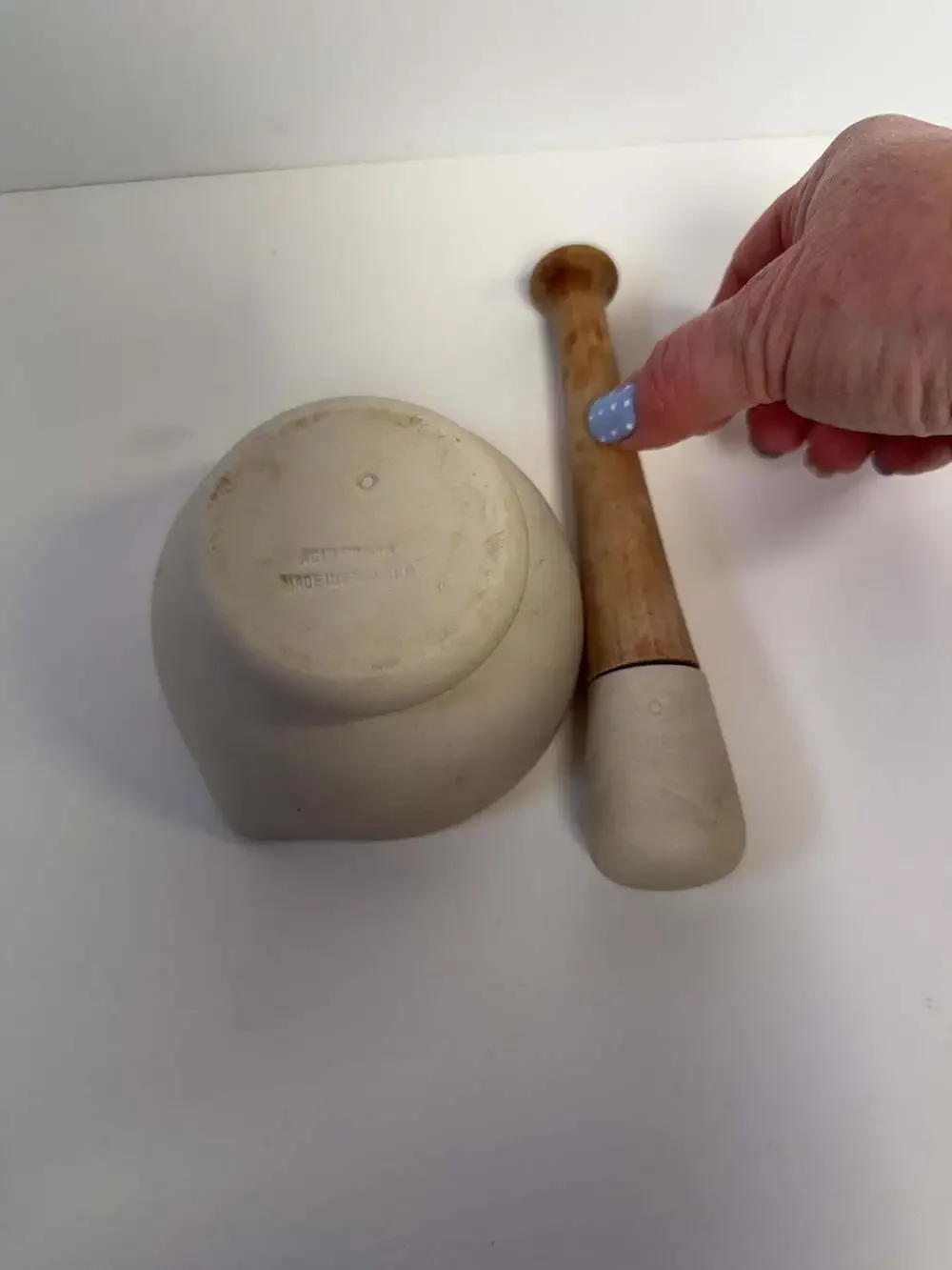 Vintage Acid Proof Porcelain Mortar and Pestle Made‎ in England